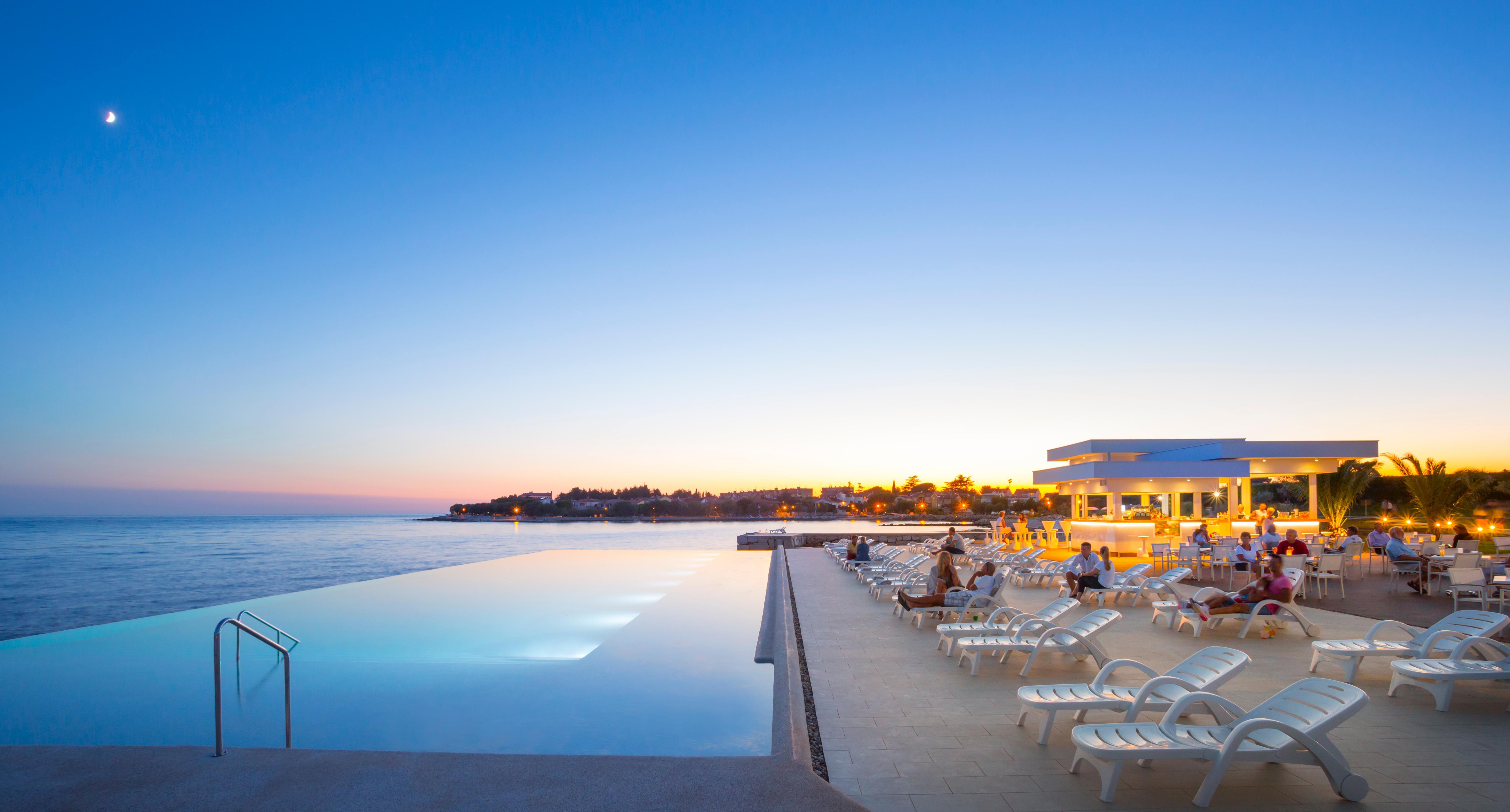 Novigrad Istria Aminess Vival Maestral Hotel מראה חיצוני תמונה