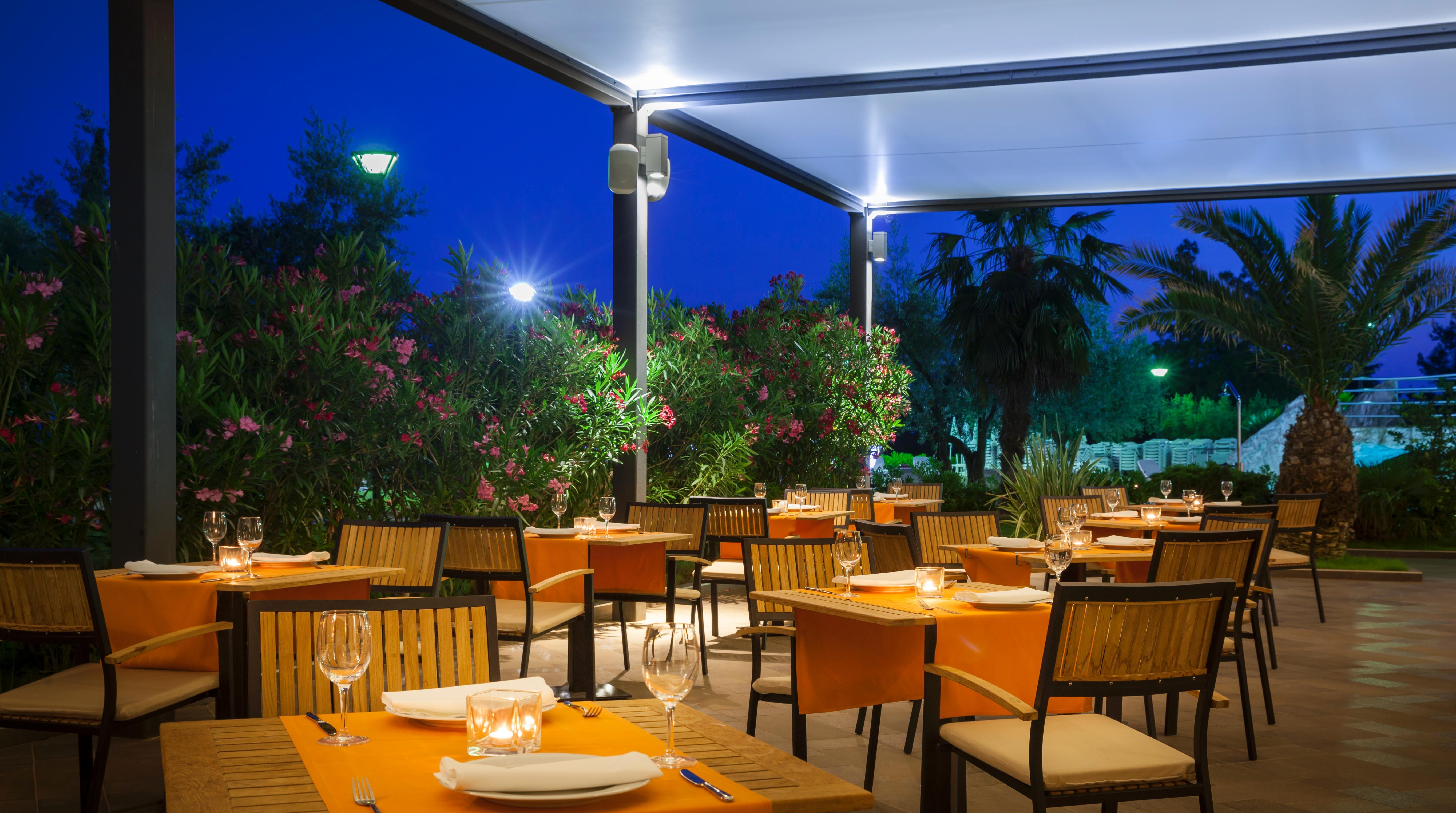 Novigrad Istria Aminess Vival Maestral Hotel מראה חיצוני תמונה